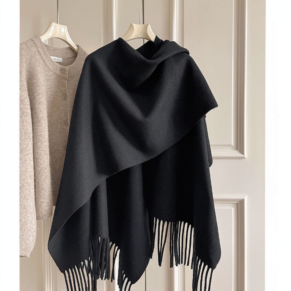 Women Fashion Photoshoot - Cape en laine épaisse pour femme,